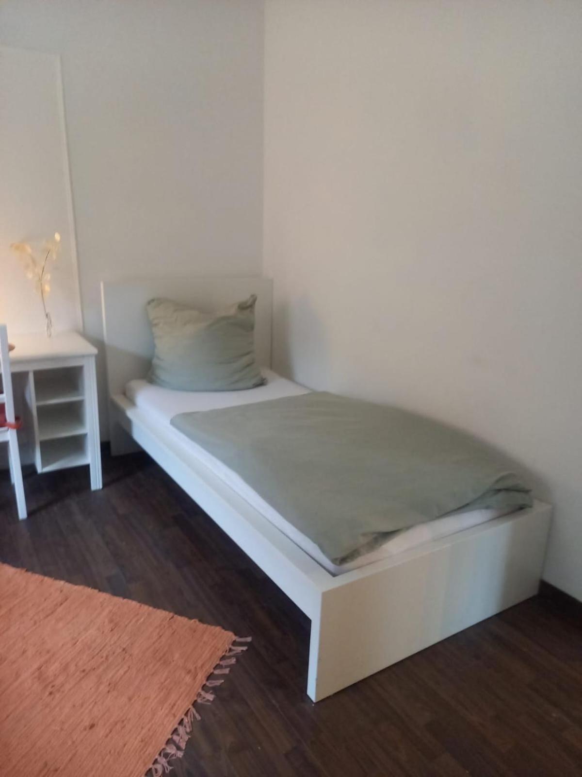 3 Sleeping Apartment *